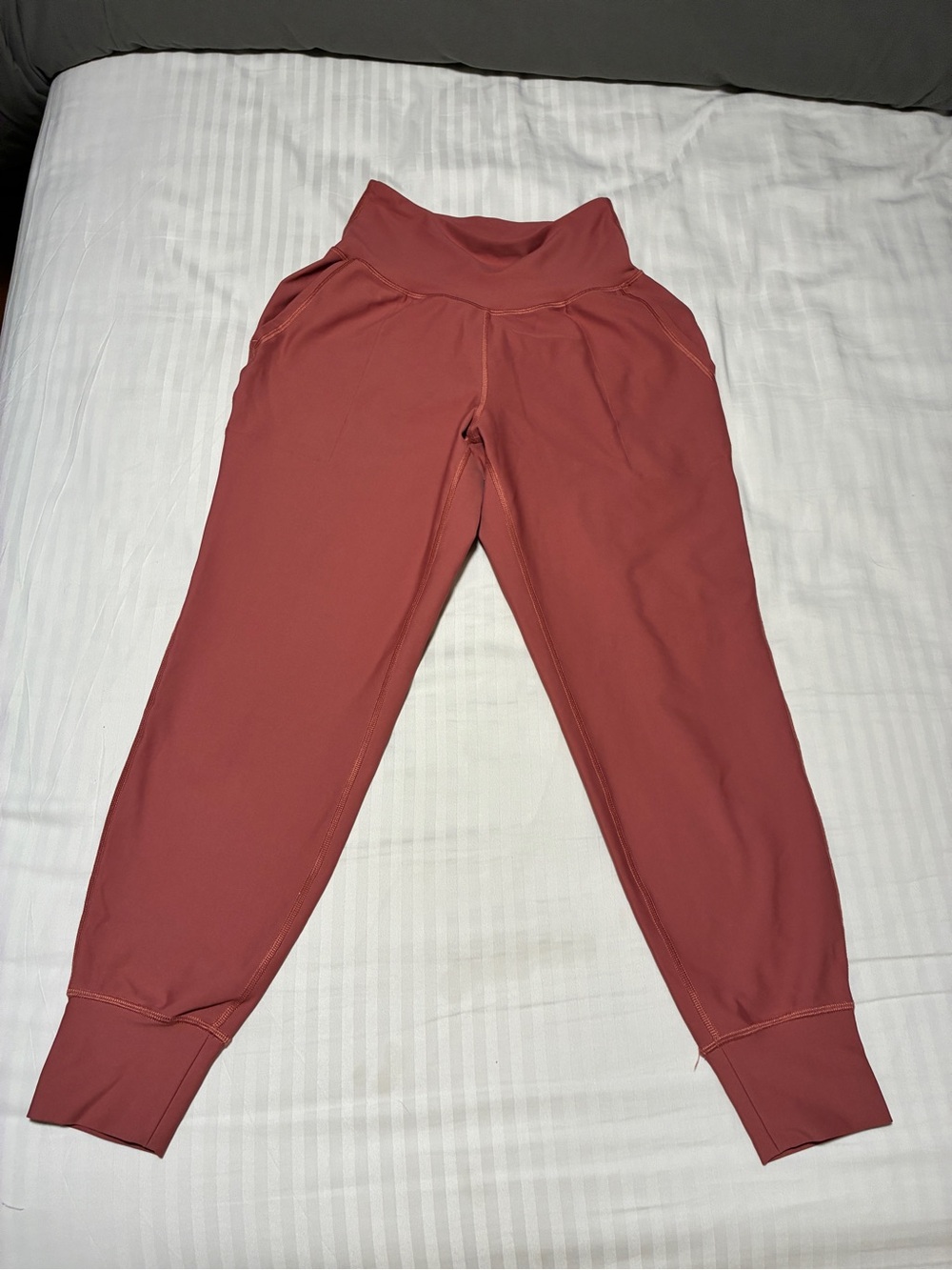 Old Navy women’s ' Rusty Rose Jogger Sweatpants XS